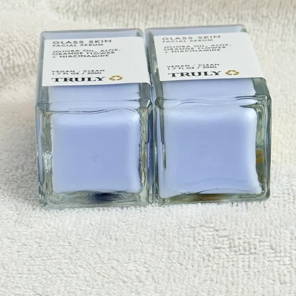 TRULY Glass Skin Facial Serum 1.7 fl oz (x2) - NEW - Picture 4 of 4
